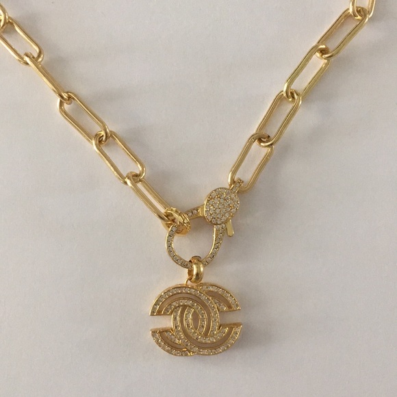 Gold necklace with CZ clasp & charm - Picture 2 of 3